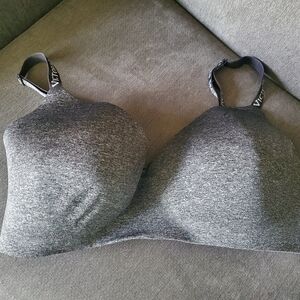 Victoria's Secret Wireless Charcoal Bra